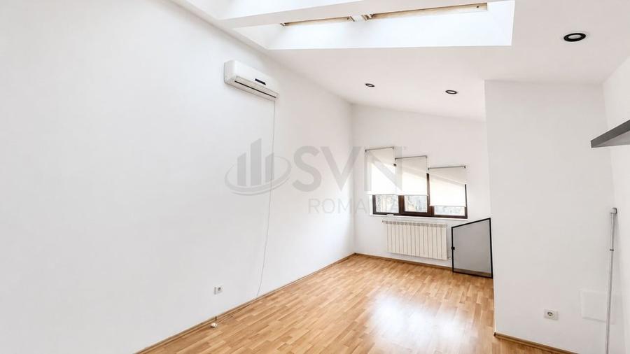 Casă individuală cu 7 camere cu Canalizare în Floreasca