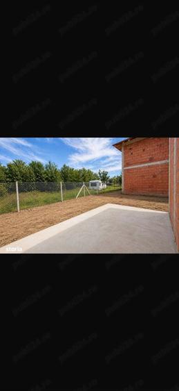 Casă cu Teren 200 Mp în Remetea Mare