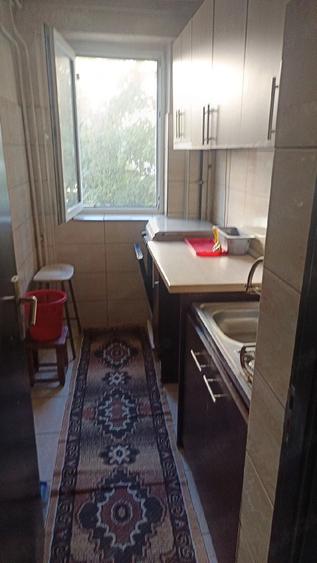Apartament cu 2 camere semidecomandat în Pantelimon