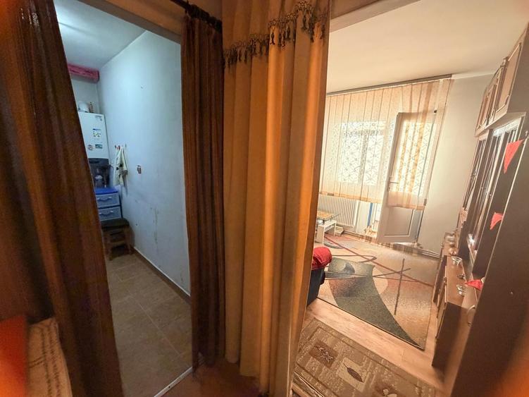 Apartament cu 3 camere în Păcurari