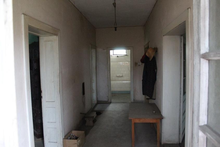 Casă cu 3 camere în Lăpuș