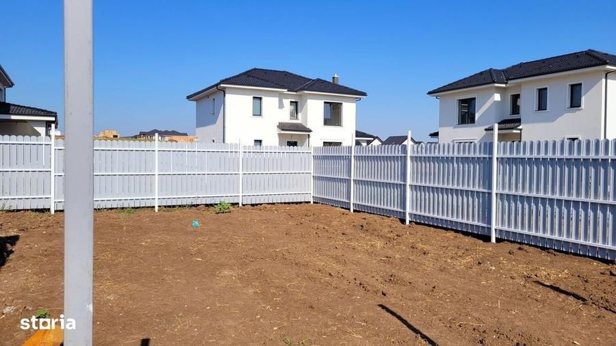 Casă cu 4 camere cu Teren 600 Mp în Șura Mică