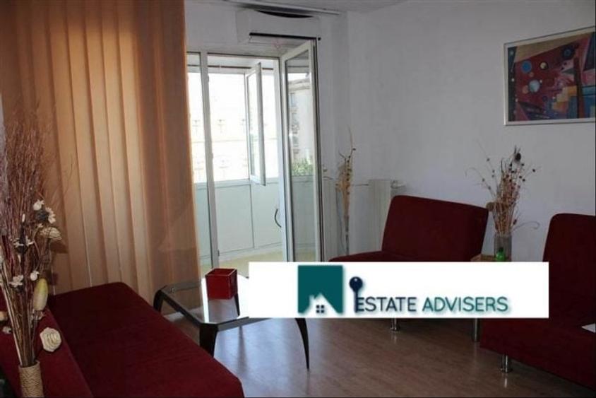 Apartament cu 2 camere semidecomandat, mobilat în Romană