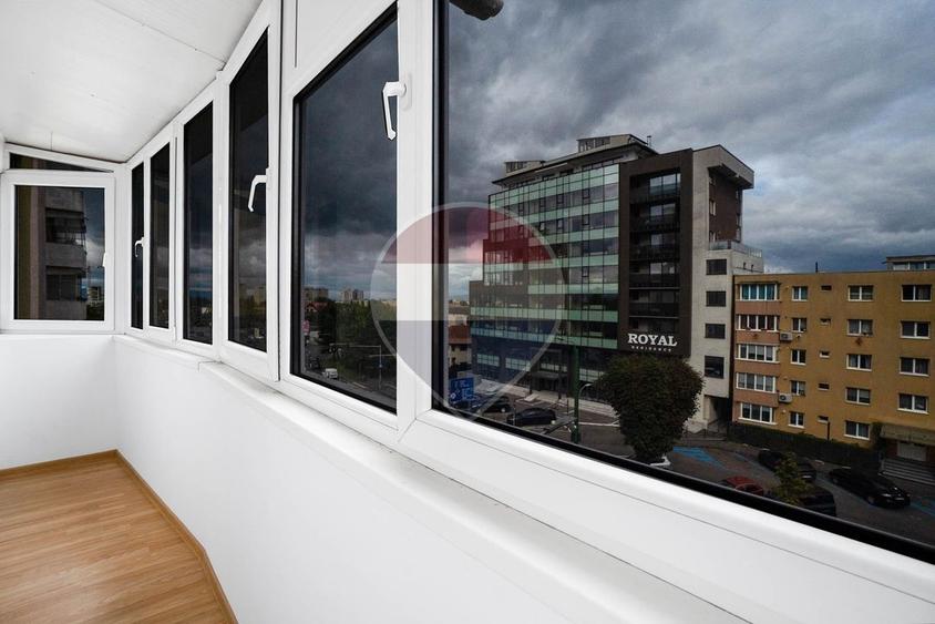 Apartament cu 3 camere decomandat în Griviței
