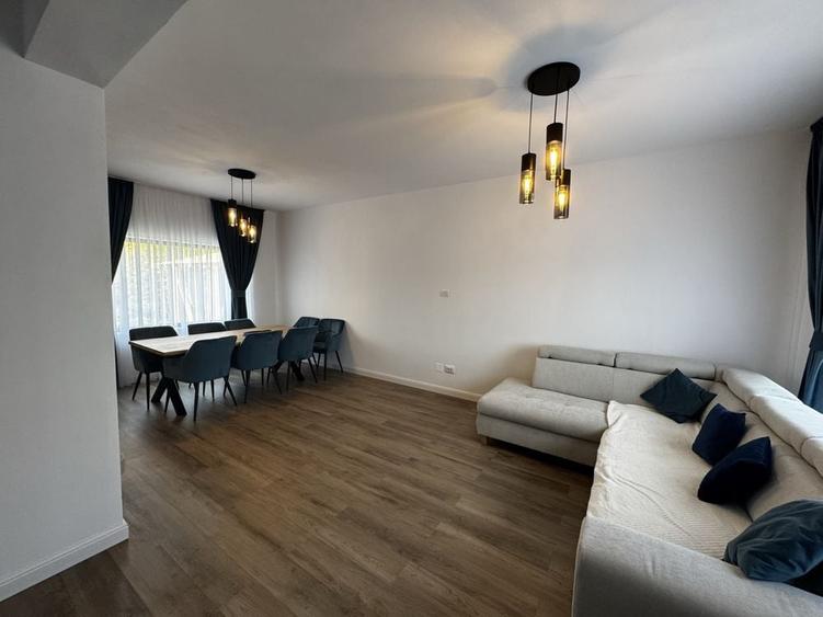 Casă cu 3 camere în Dâmbu
