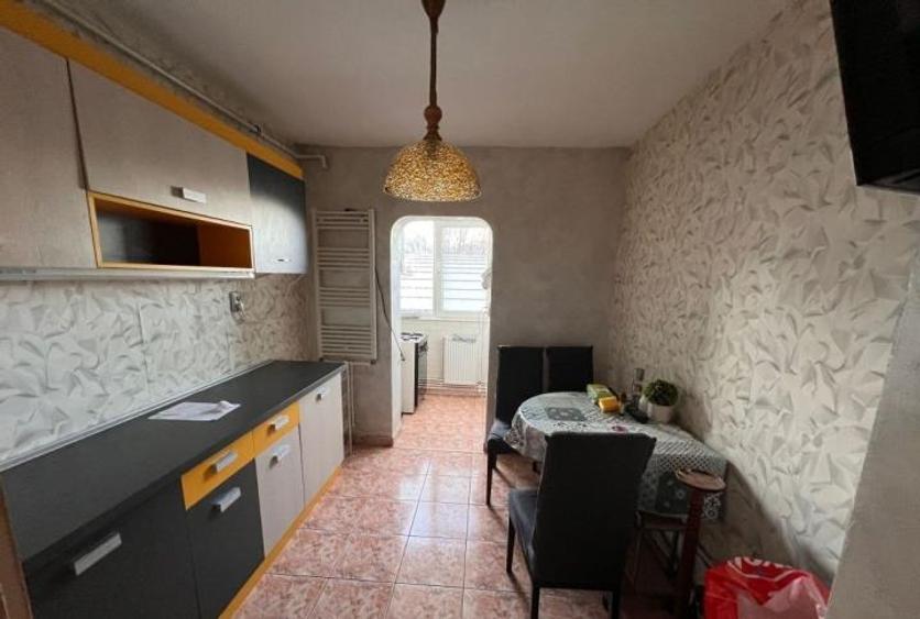 Apartament cu 2 camere decomandat în Tomis Nord