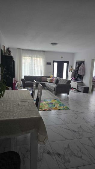 Casa tip duplex de vanzare 198 mp, Radauti - 7