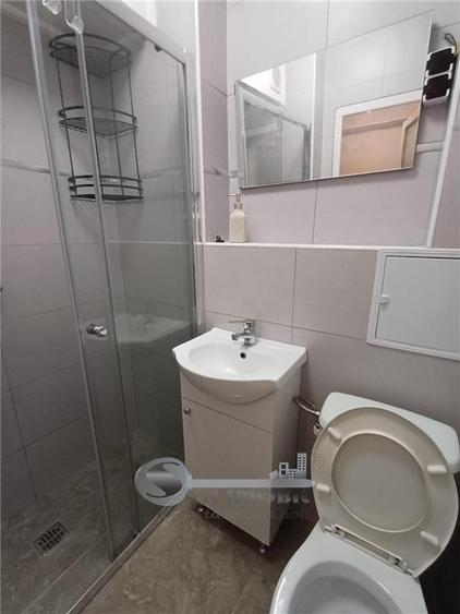 Apartament cu 2 camere semidecomandat, mobilat în Primăverii