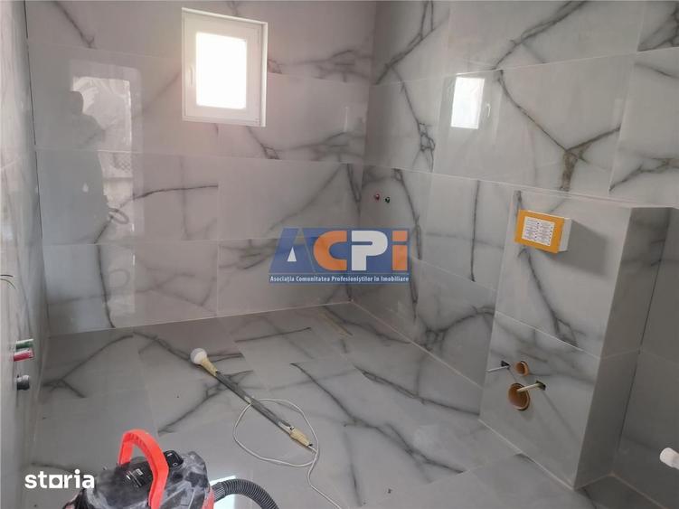 Casă cu 4 camere cu Teren 490 Mp în Adunații-Copăceni