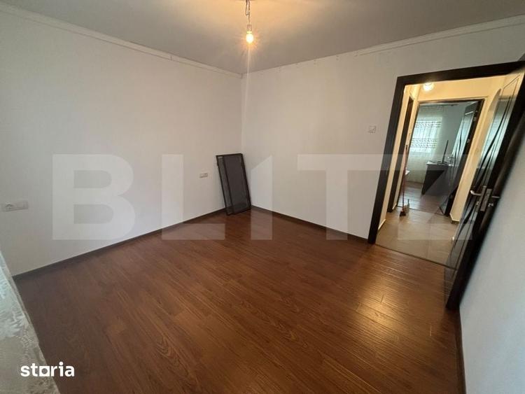 Apartament cu 3 camere decomandat în Micro 11
