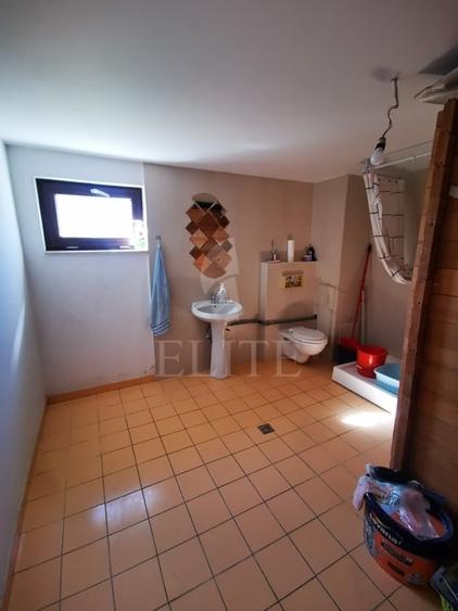 Apartament cu 2 camere semidecomandat în Iris