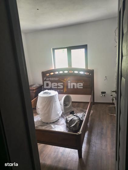 Casă cu 5 camere cu Teren 200 Mp în Central