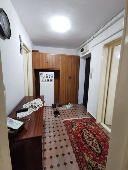 Apartament 3 camere etaj 1 - 9