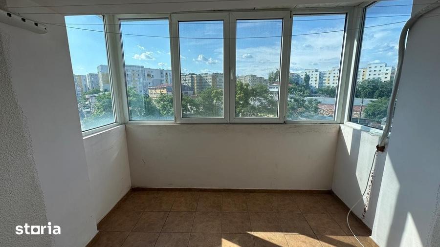 Apartament cu 2 camere semidecomandat în Rahova