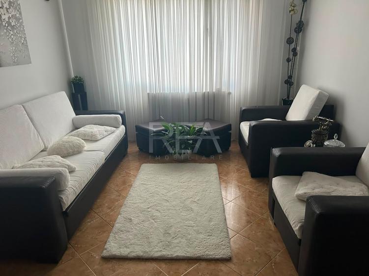 Apartament cu 3 camere decomandat, mobilat în Dristor