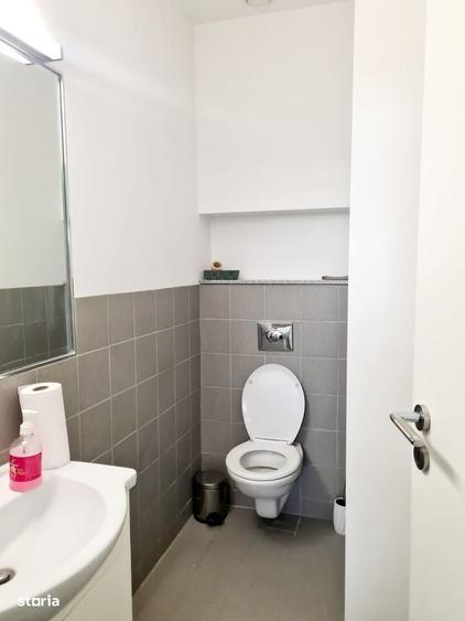 Spațiu comercial, de 205 mp, în Central