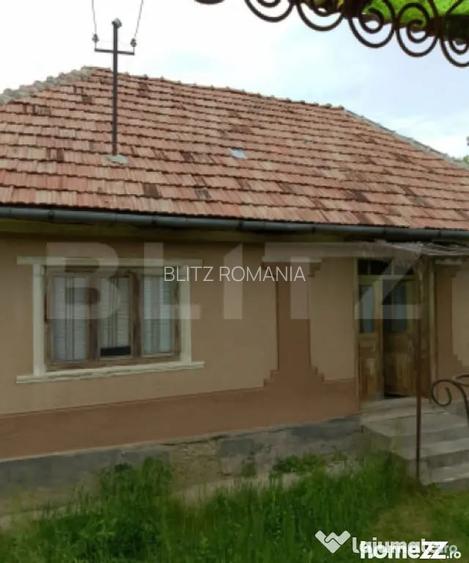 Casa cu 3 camere ?i un teren de 3000 mp, zona Cuzaplac - Cuzaplac (Salaj)