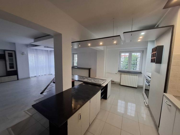 Apartament cu 2 camere decomandat în Simion Bărnuțiu