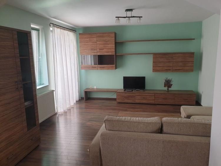 Apartament cu 2 camere decomandat în Turnișor