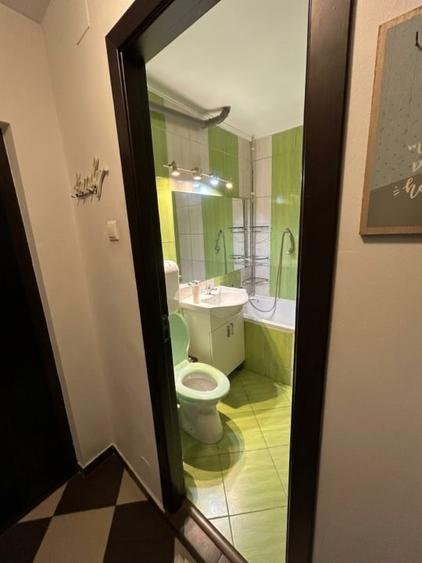 Apartament cu 2 camere decomandat, mobilat în Drumul Taberei