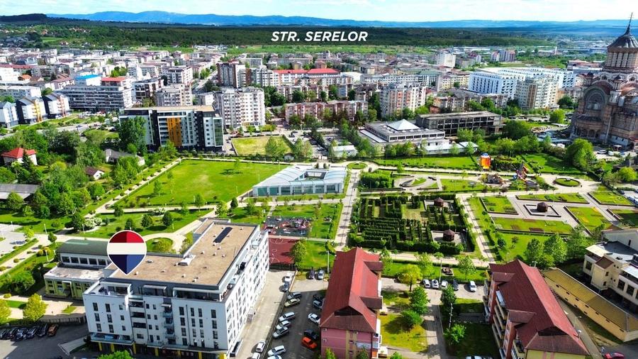 Penthouse cu 4 camere nedecomandat în Central