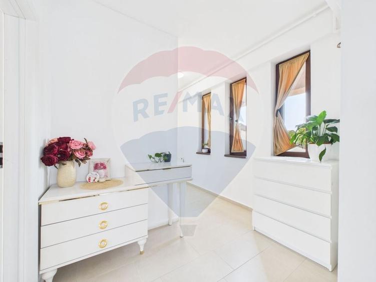 Apartament cu 3 camere decomandat, mobilat în Bucureștii Noi