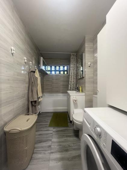 Apartament, 3 camere, 64 mp utili, etaj 3, decomandat - Piata Doina - 10