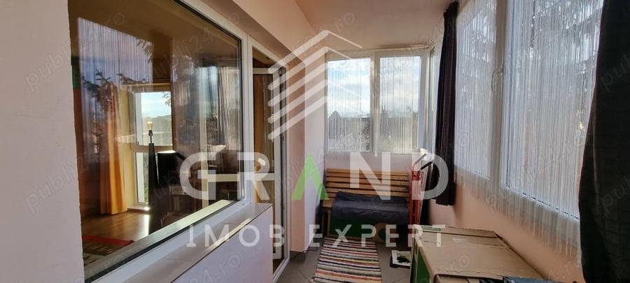 Apartament cu 2 camere decomandat, mobilat în Bulgaria