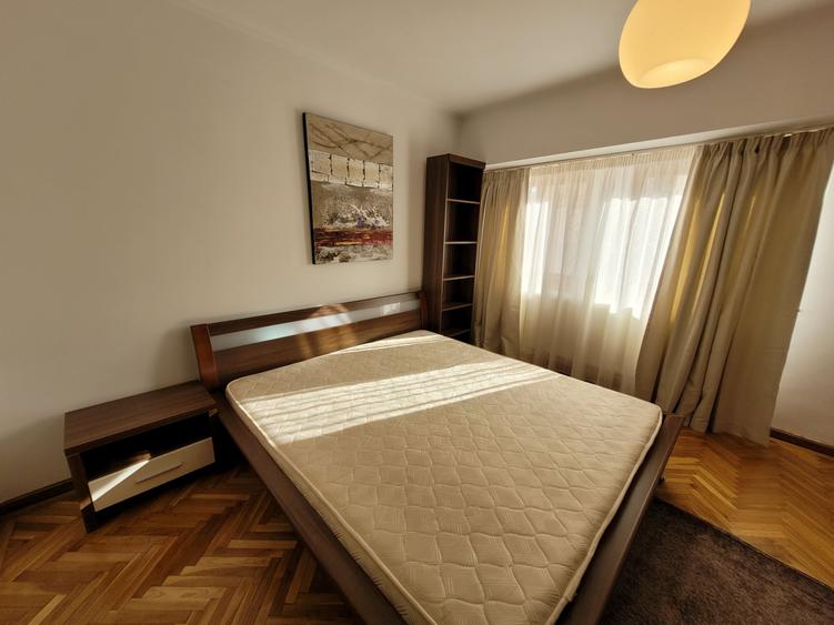 Apartament cu 2 camere decomandat, mobilat în Unirii