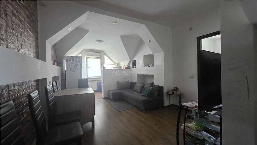 Apartament cu 2 camere decomandat în Ultracentral