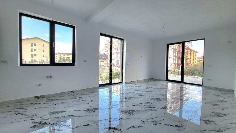 Apartament cu 2 camere semidecomandat în Giroc