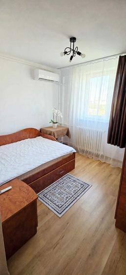 Apartament cu 2 camere decomandat în Berceni