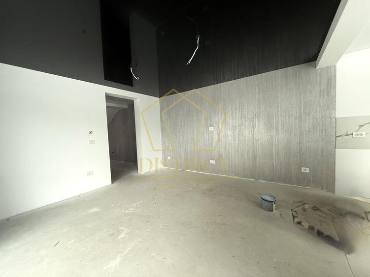 Duplex cu 4 camere cu Canalizare în Săcălaz