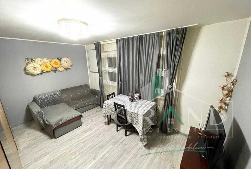 Apartament cu 4 camere decomandat în Mănăștur — fotografia 2