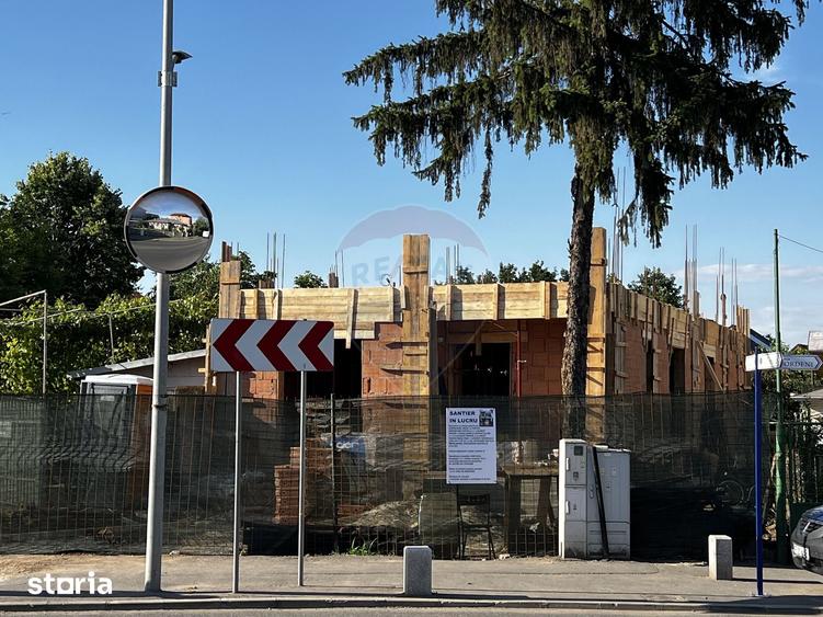 Casă cu 3 camere cu Teren 90 Mp în Central