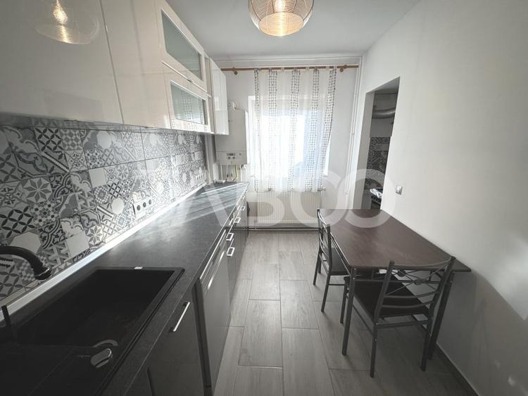 Apartament cu 3 camere decomandat, mobilat în Ștrand
