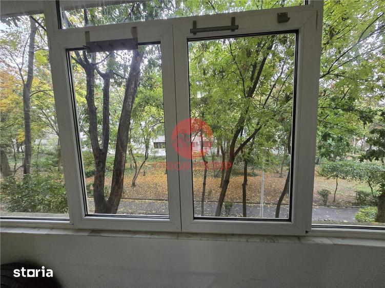 Apartament cu 2 camere semidecomandat în Tomis II