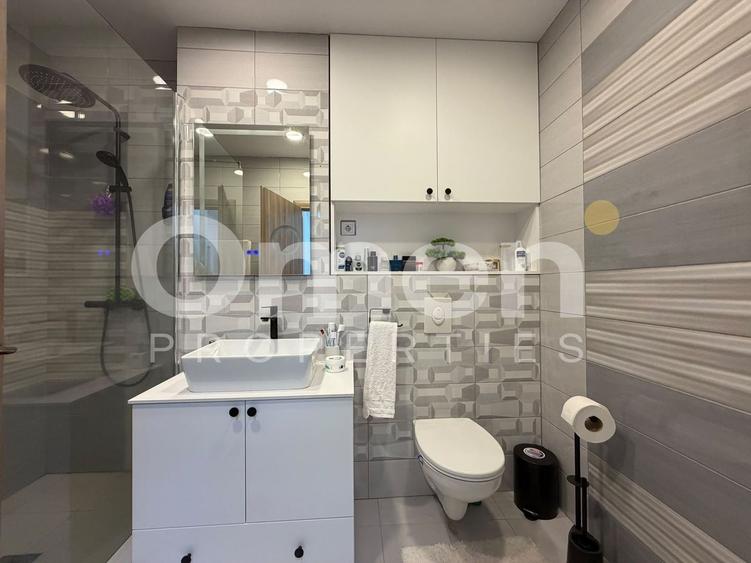 Apartament cu 2 camere semidecomandat, mobilat în Ultracentral