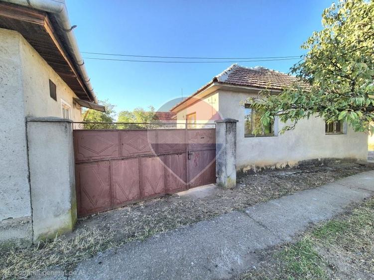 Casă individuală cu 3 camere cu Teren 1359 Mp în Macea