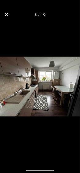 Apartament cu 3 camere decomandat în Central