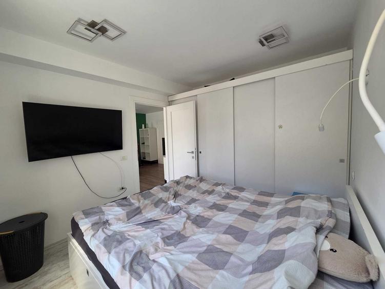Apartament cu 2 camere semidecomandat în Complex Studențesc