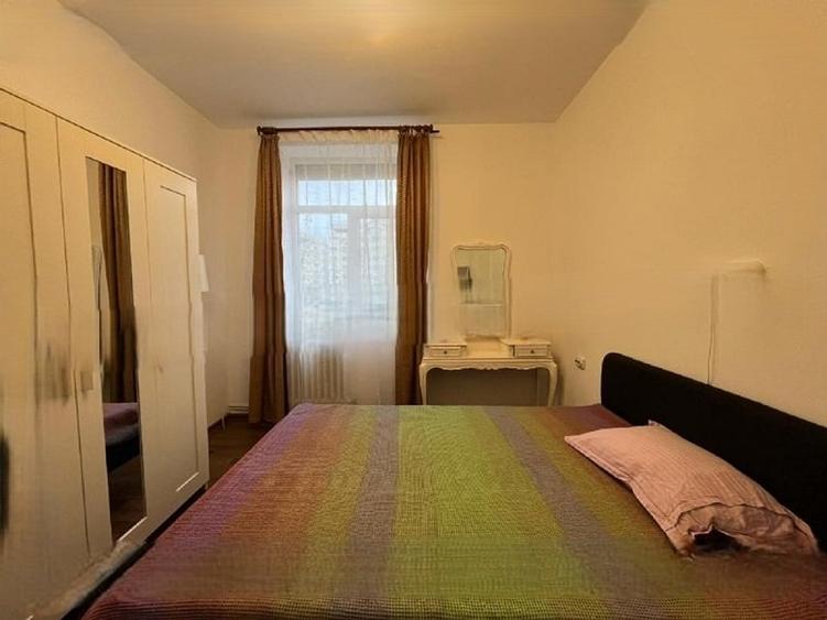 Apartament cu 2 camere decomandat în Centru Civic
