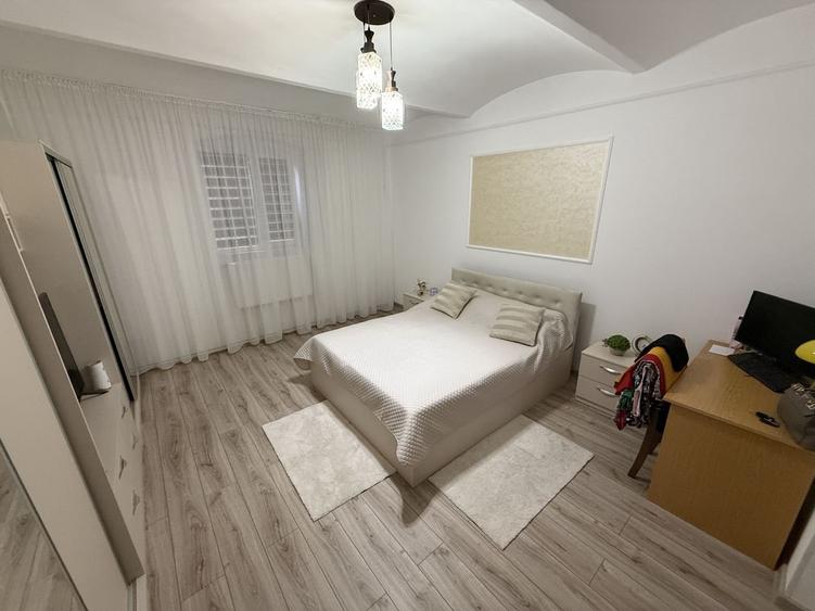 Ap cu 2 camere, 72mp, complet renovat, demisol inalt, zona Bălcescu! - 3