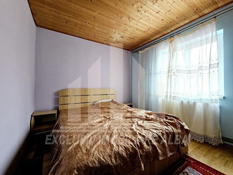 Casă individuală cu 6 camere cu Teren 400 Mp în Valea Mănăstirii