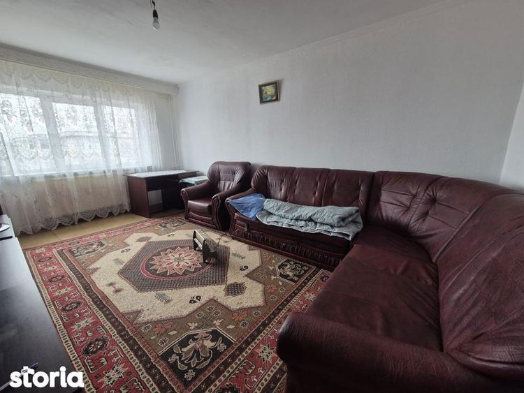 Apartament cu 3 camere decomandat, mobilat în Exercițiu