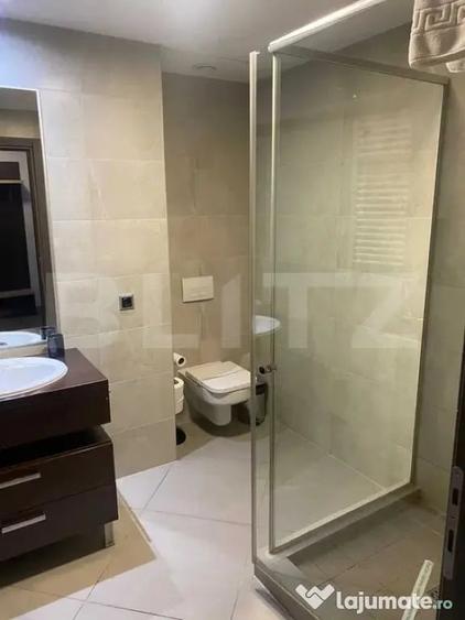 Apartament cu 4 camere decomandat în Poiana Brașov