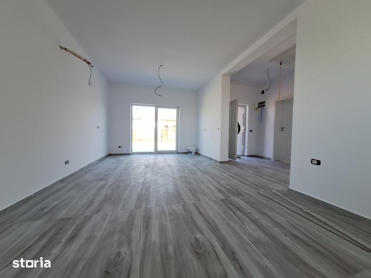 Casă cu 3 camere cu Teren 287 Mp în Sânandrei