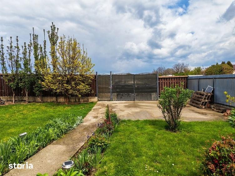 Casă cu 4 camere cu Teren 450 Mp în Letea Veche