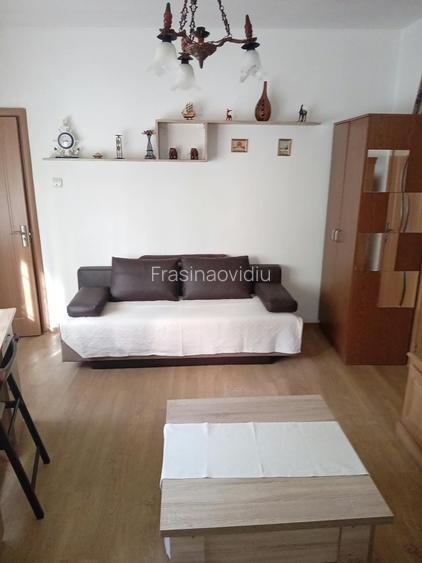 Garsonieră de închiriat | Bd. Unirii – Zepter | 50 mp | Imobil interbelic