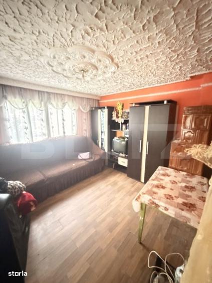 Casă cu 4 camere în Vama